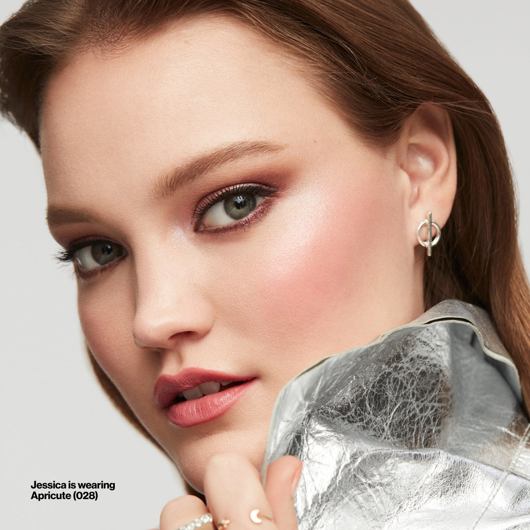 Revlon Powder Blush - Jessica is wearing Apricute